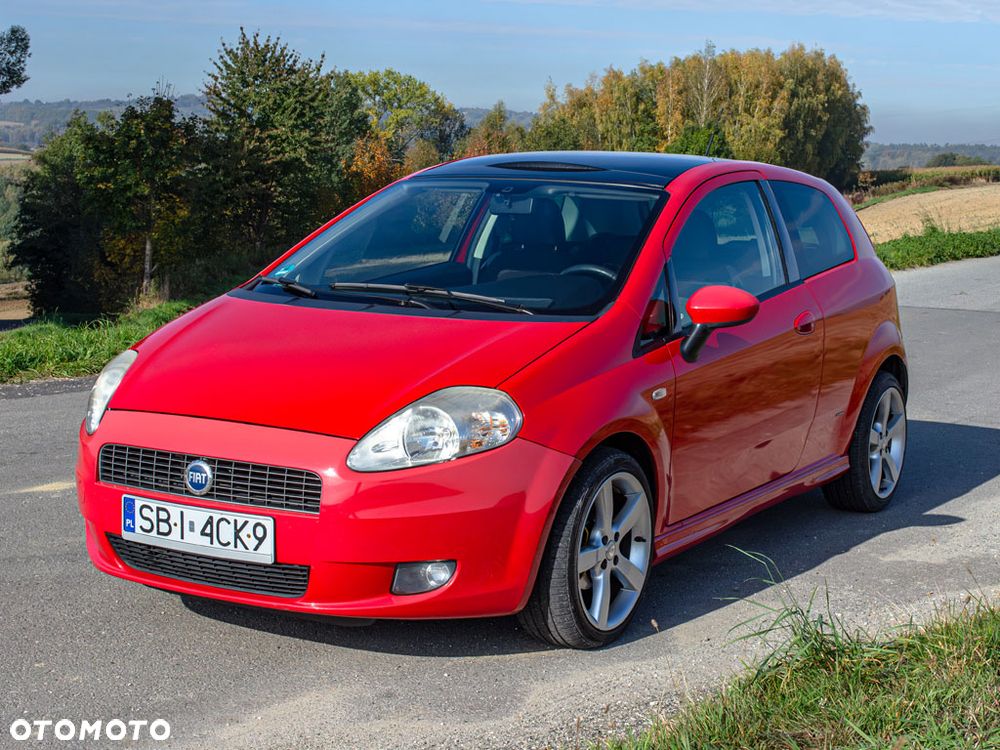 Fiat Grande Punto 2006 photo 2