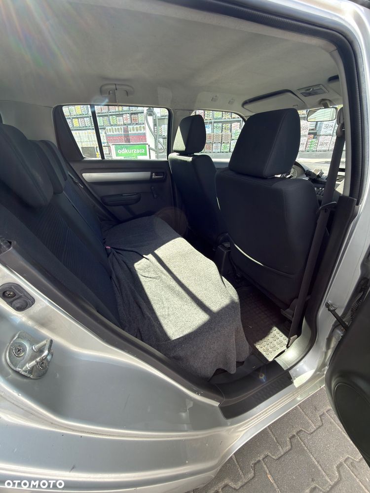 Suzuki Swift 1.3 DDiS Club - 9