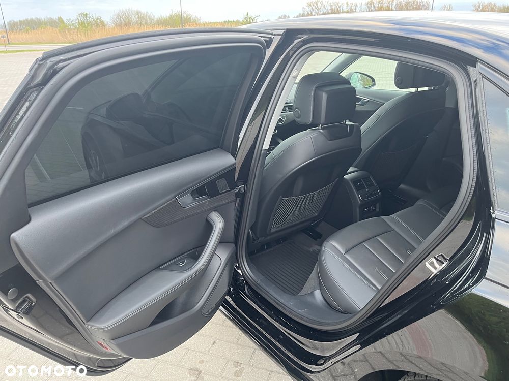 Audi A4 Limousine 40 TFSI quattro S tronic - 12