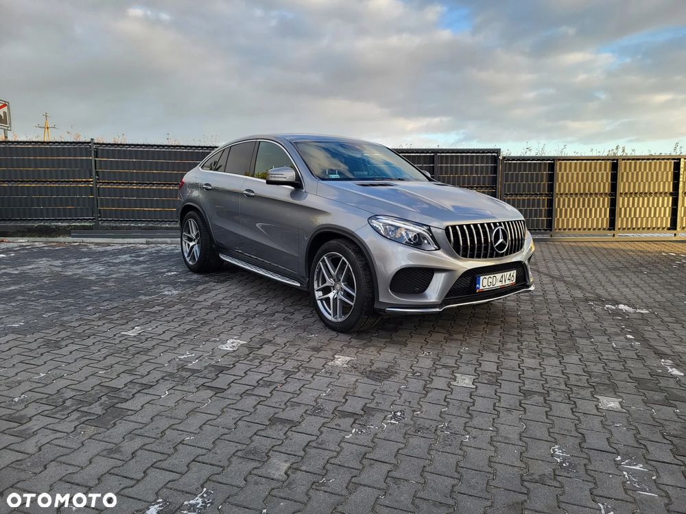 Mercedes-Benz GLE - 1