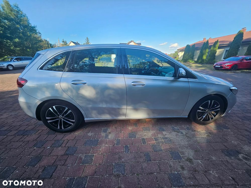 Mercedes-Benz Klasa B 180 d 8G-DCT - 3