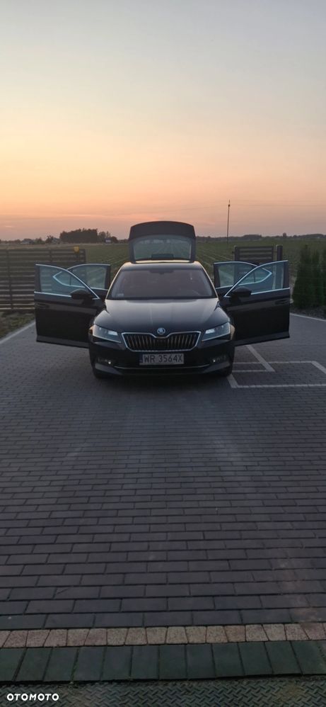 Skoda Superb 1.8 TSI Ambition DSG - 11