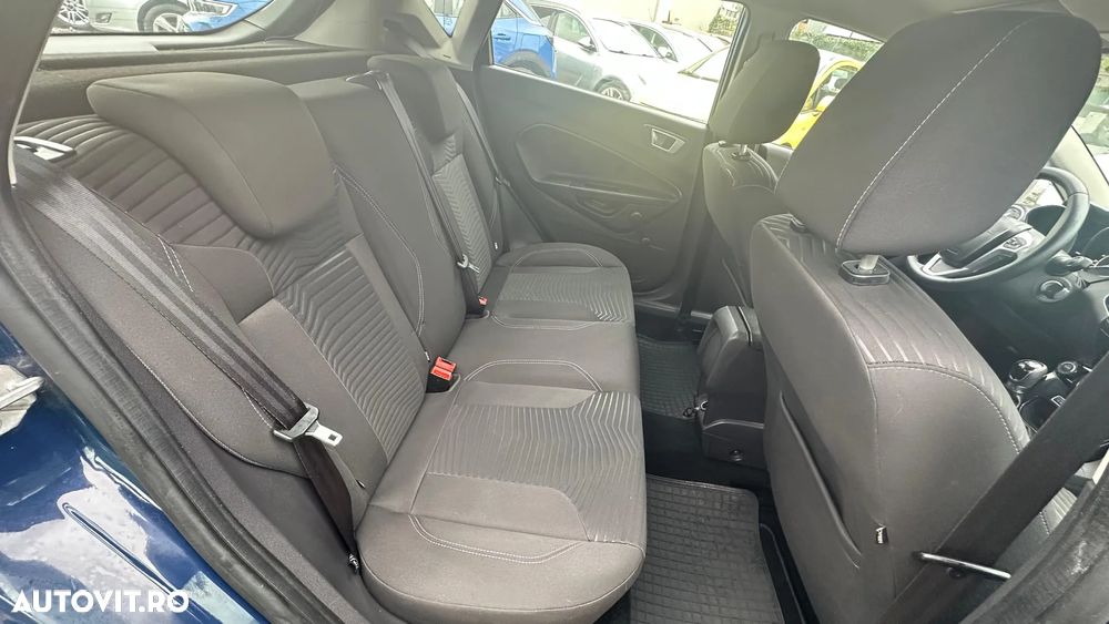 Ford Fiesta - 20
