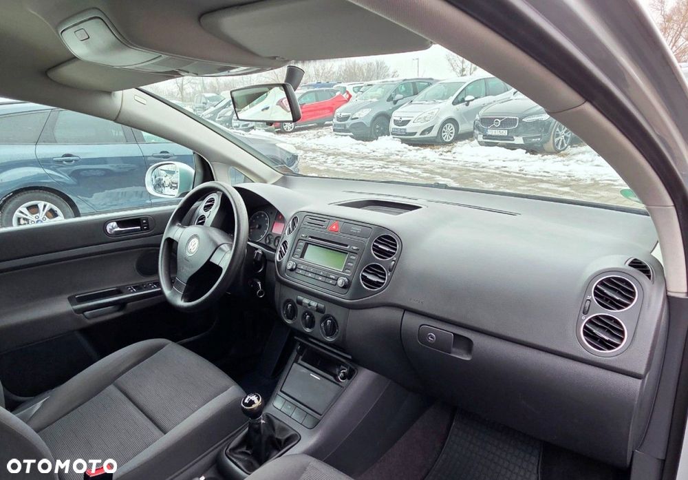 Volkswagen Golf Plus - 23