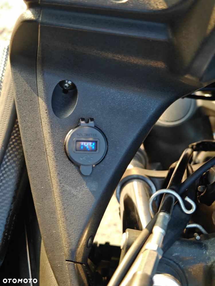 Suzuki DL - 16