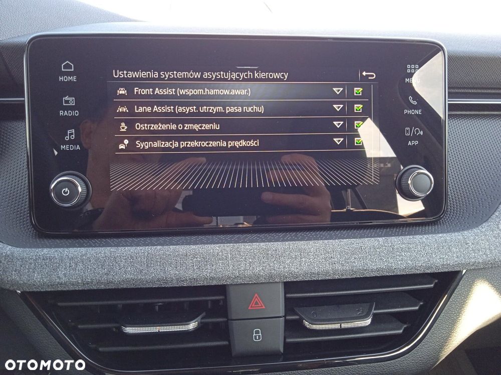 Skoda Kamiq 1.0 TSI Selection DSG - 29