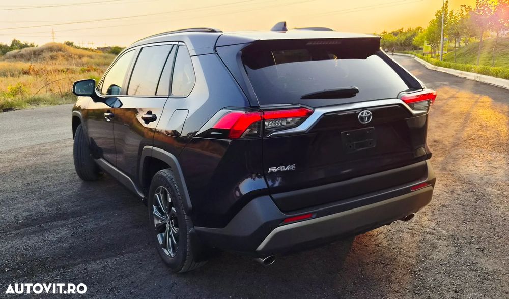 Toyota RAV4 2.5 VVT-iE 4x4 Luxury Plus - 5