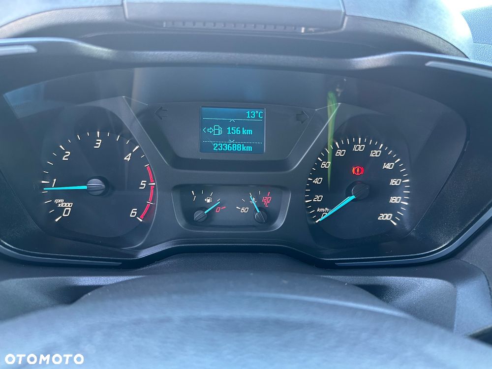 Ford TRANSIT CUSTOM - 16