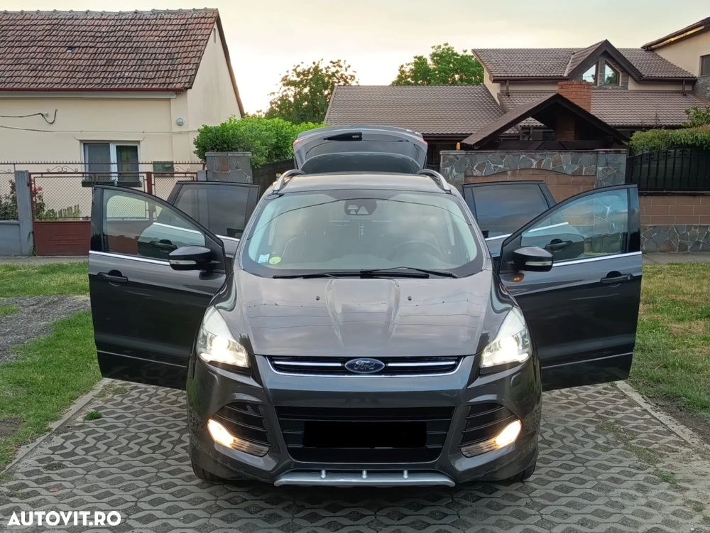 Ford Kuga - 2