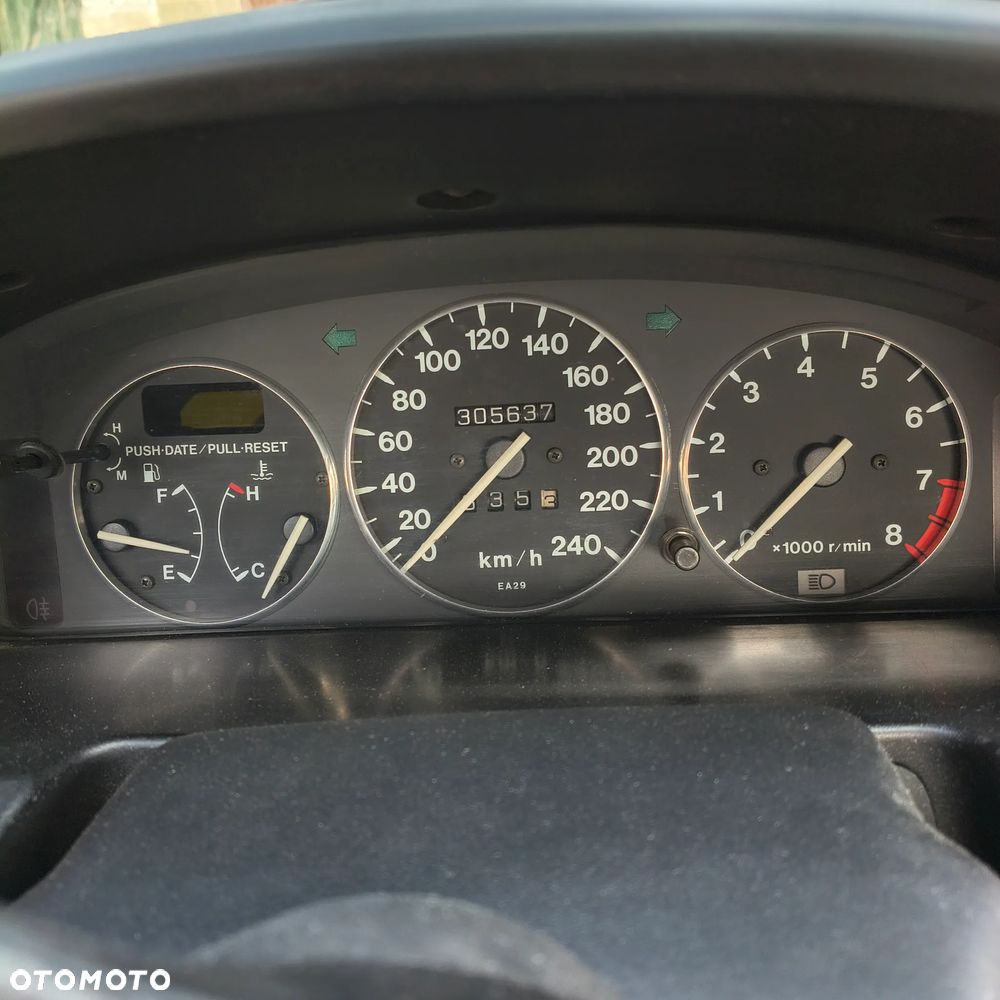 Mazda MX-3 - 16