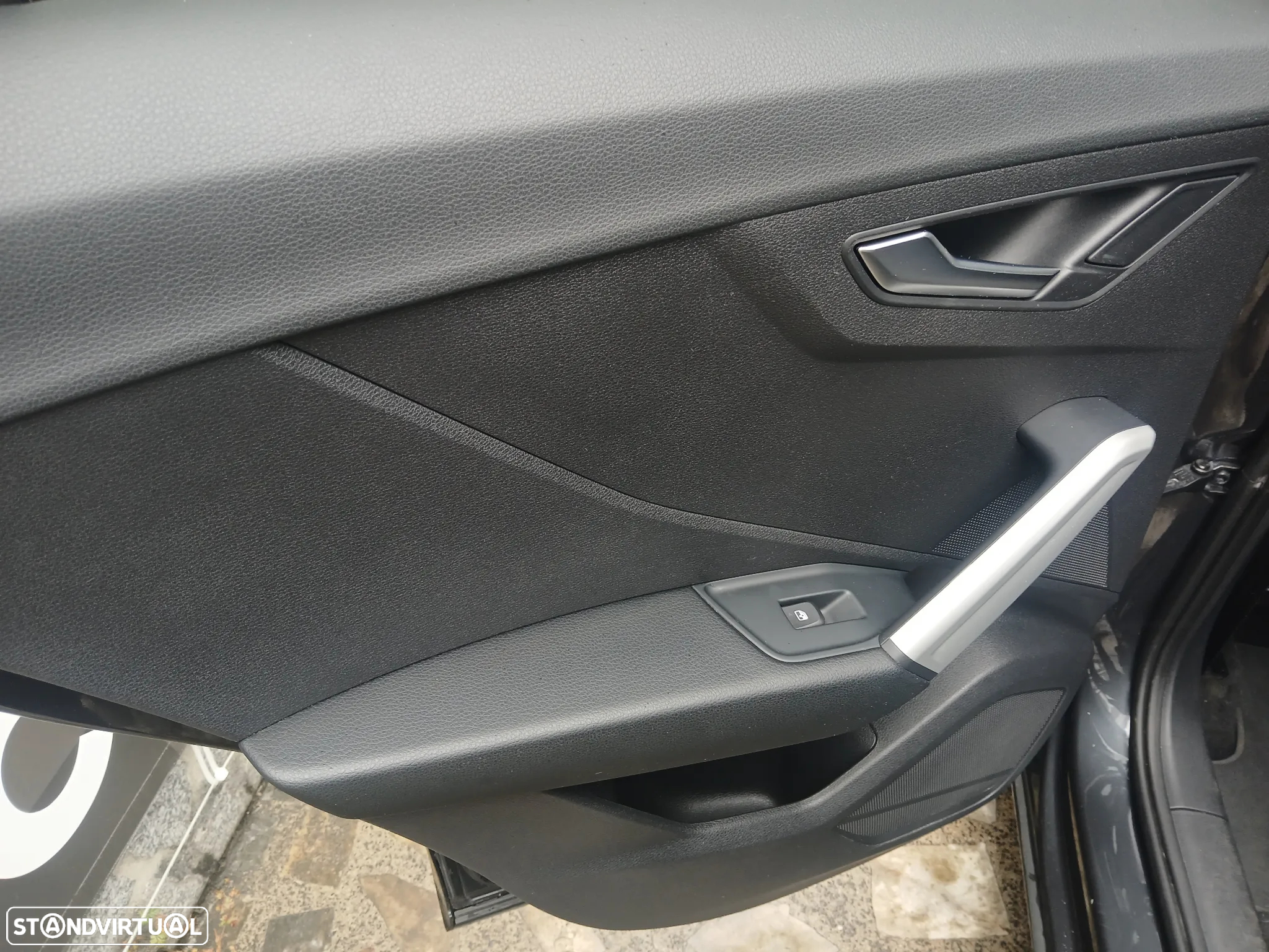 Audi Q2 35 TDI Advanced S tronic - 23