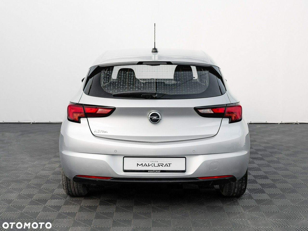 Opel Astra V 1.2 T Edition S&S - 10