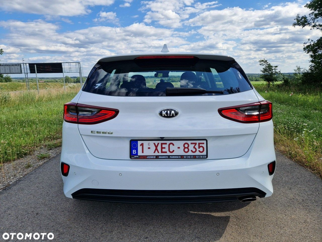 Kia Ceed - 4