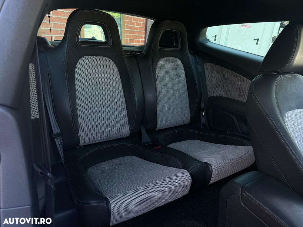 Volkswagen Scirocco 1.4 TSI DSG - 9