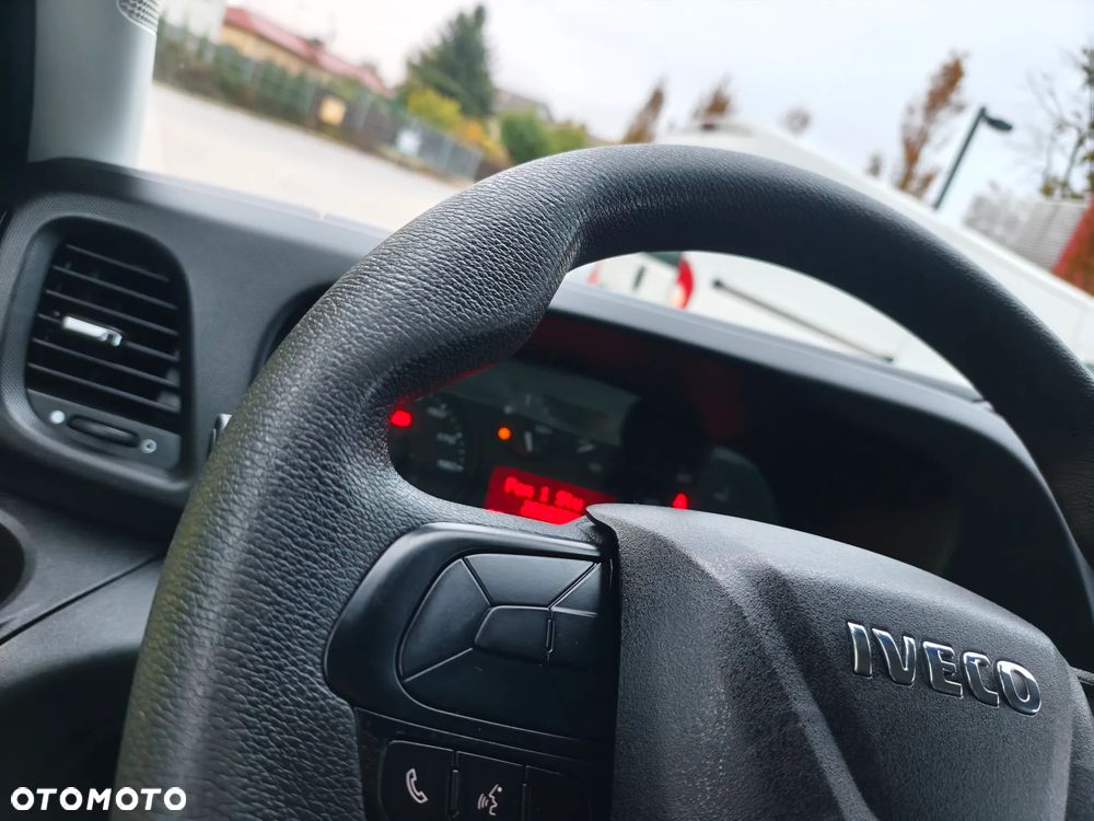 Iveco 35C16 Daily - 24