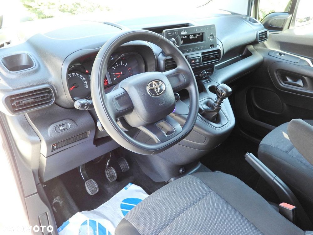 Toyota PROACE CITY  FURGON CHŁODNIA  -15*C ZASILANIE 230V TEMPOMAT KLIMATYZACJA  100KM - 3