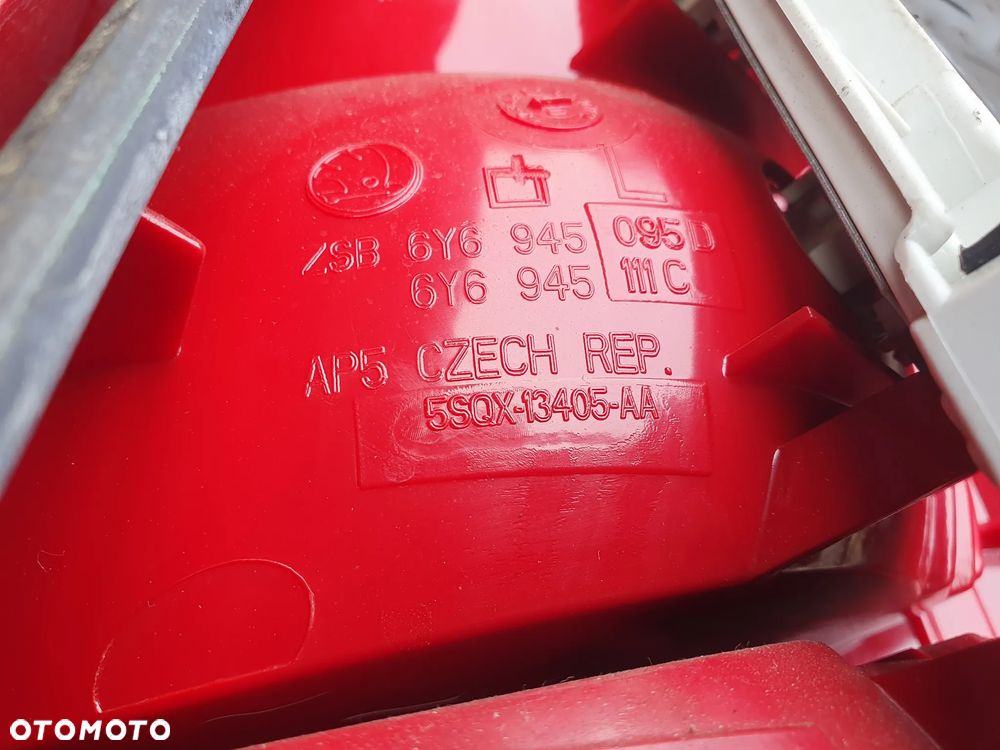 SKODA FABIA 04-07 KIFT HB LAMPA LEWY TYŁ LEWA TYLNA 6Y6945111B EUROPA + WTYCZKA INSTALACJA POSIADAM 2 SZT - 5