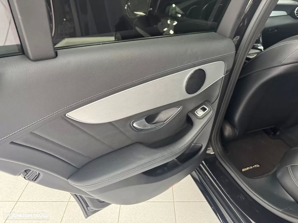 Mercedes-Benz C 350 e - 24