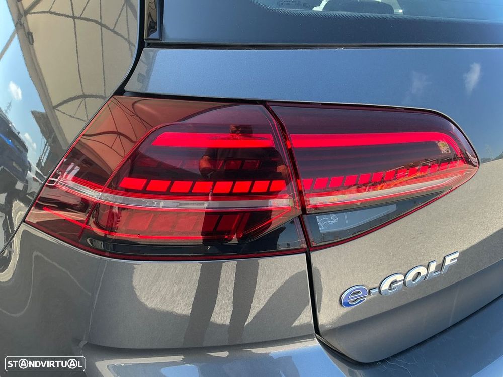 VW Golf - 54