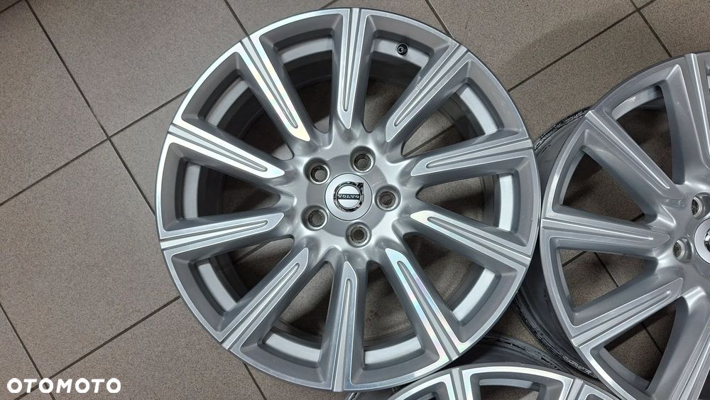 Felgi Aluminiowe 18 Volvo S90 V90 5x108 ET 42 - 11