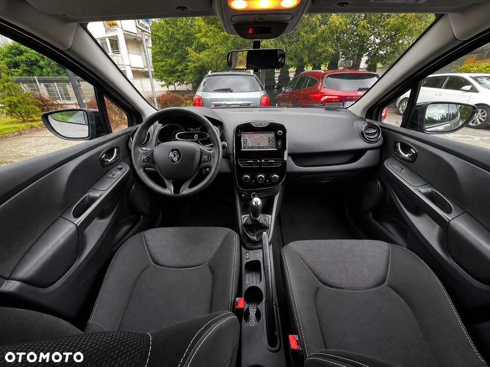 Renault Clio 1.2 16V Zen - 8