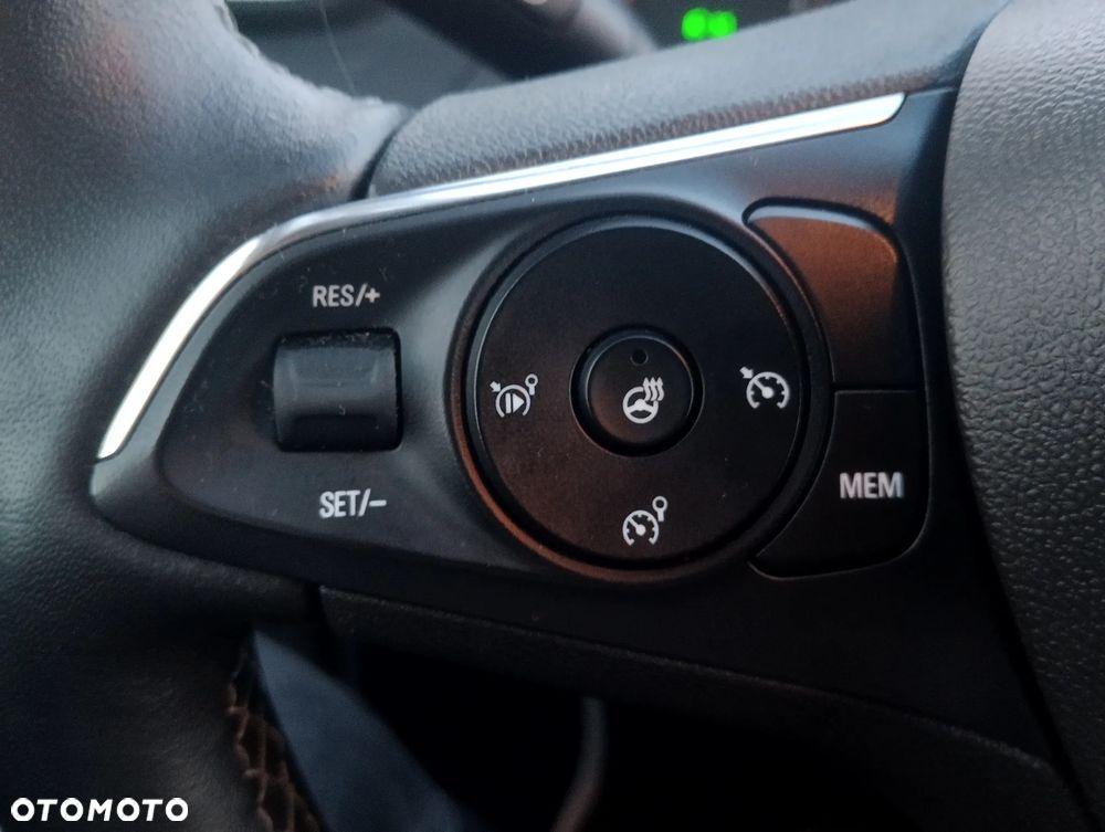 Opel Grandland X 1.5 D Start/Stop Business Edition - 28