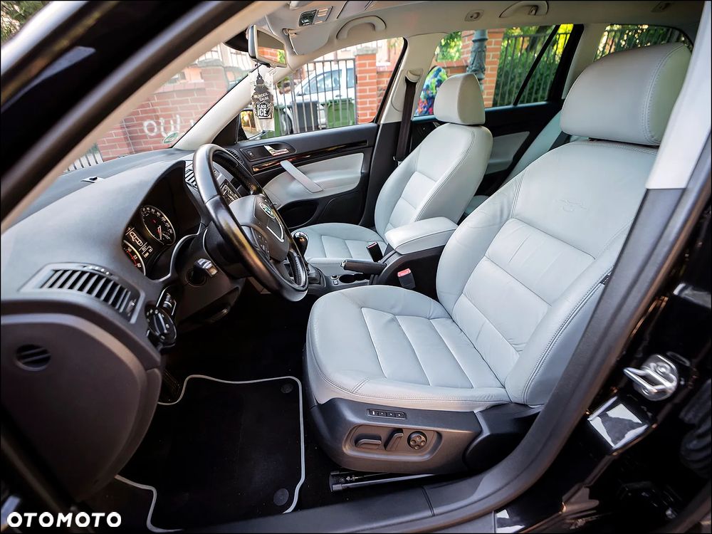 Skoda Octavia 2.0 TDI DPF Laurin & Klement - 33