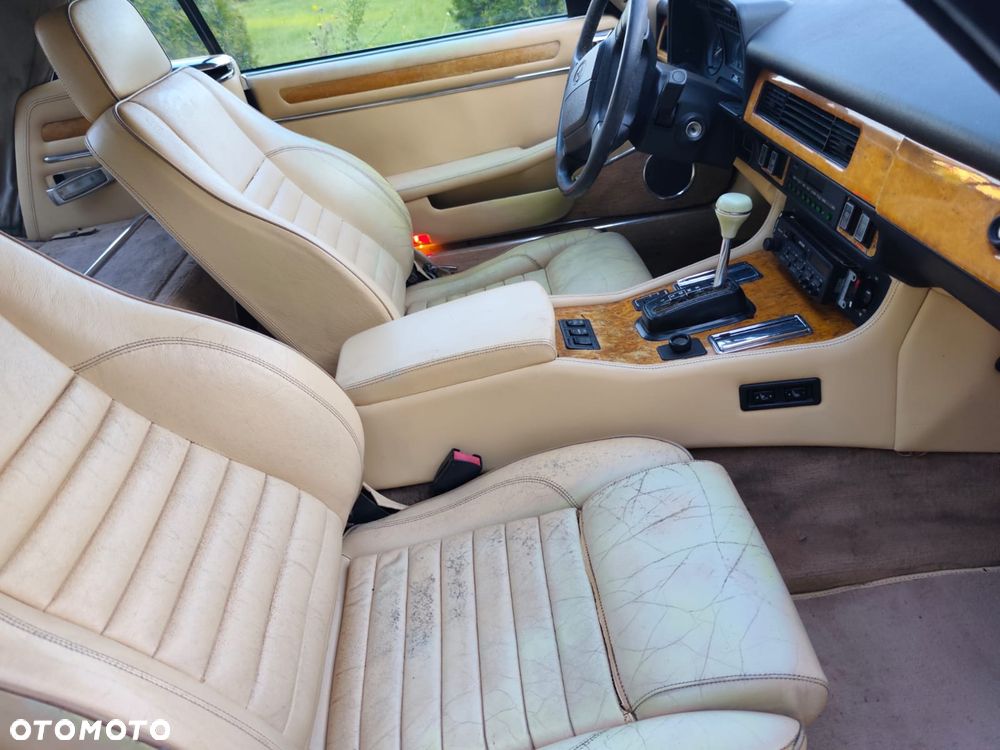 Jaguar XJS - 24