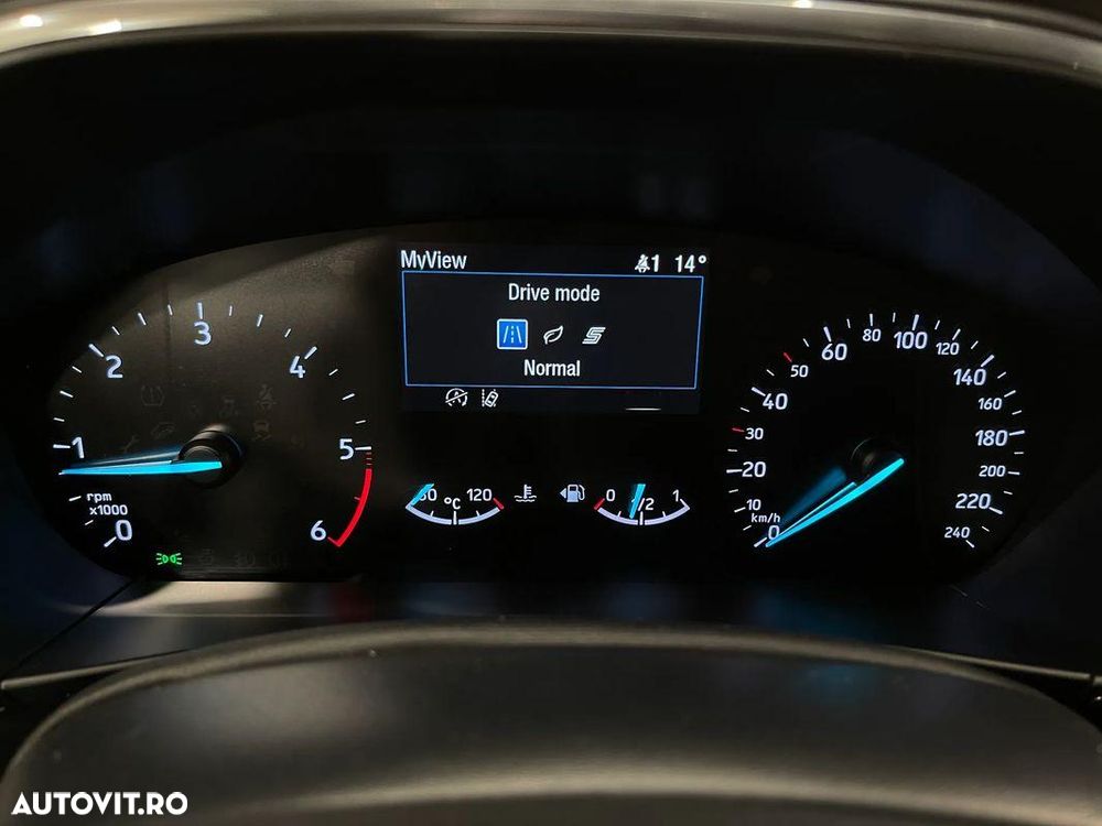 Ford Focus 1.5 EcoBlue Titanium - 18