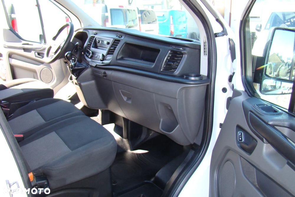 Ford Transit Custom - 6