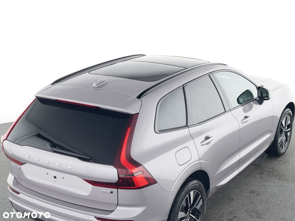 Volvo XC 60 B5 B AWD Plus Dark - 9