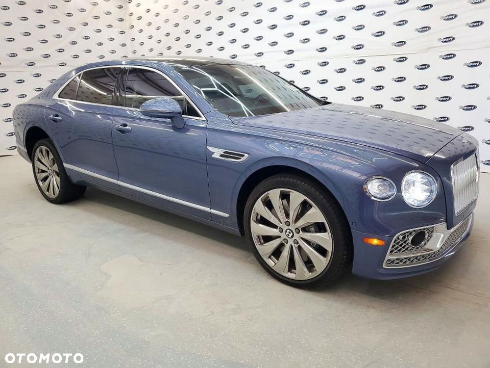 Bentley Flying Spur - 4