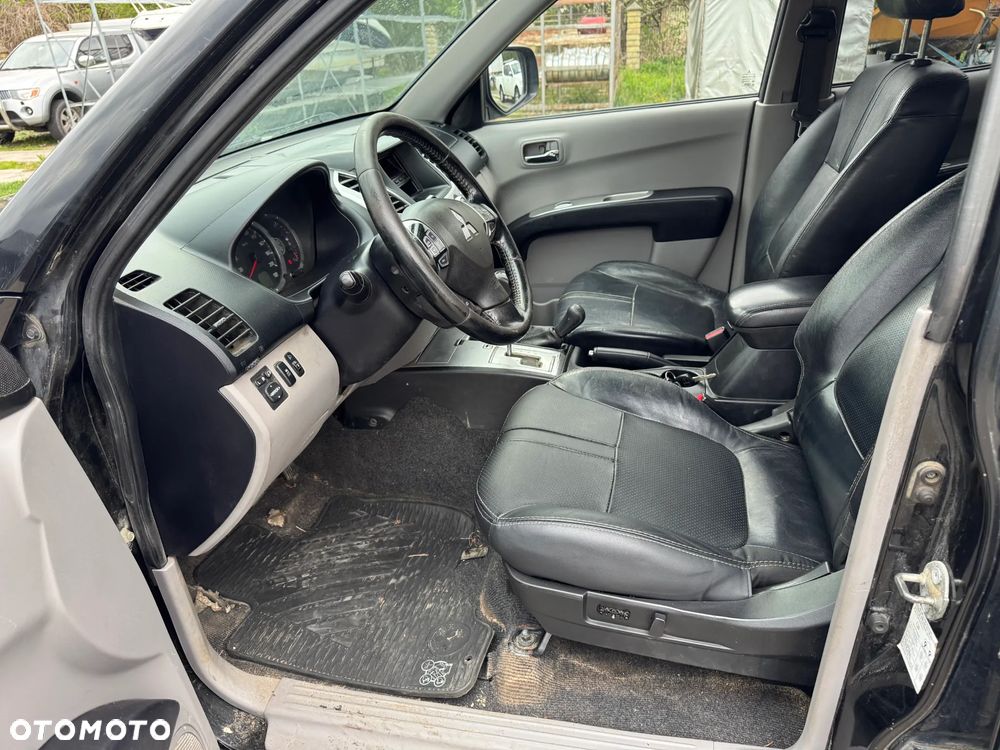 Toyota Hilux - 5
