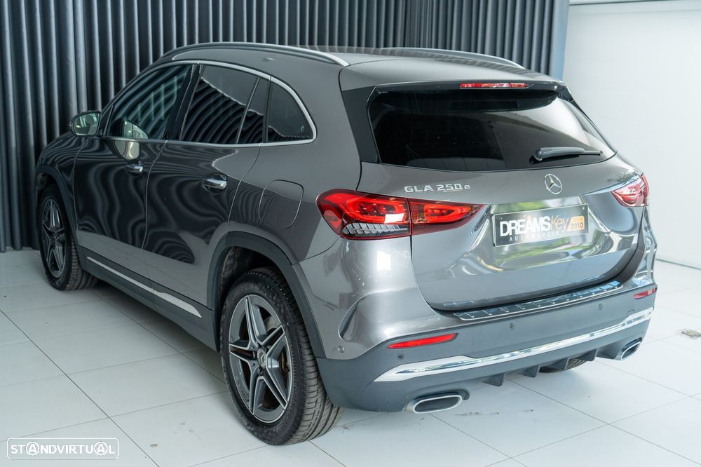 Mercedes-Benz GLA 250 e 8G-DCT AMG Line - 27