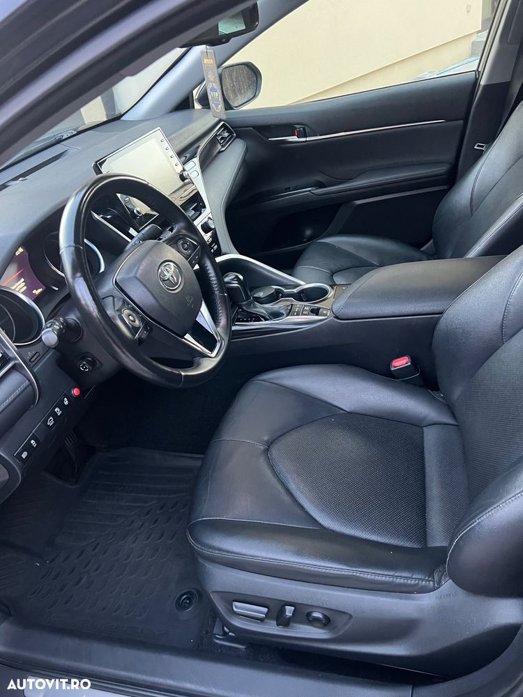 Toyota Camry Business Edition - 8