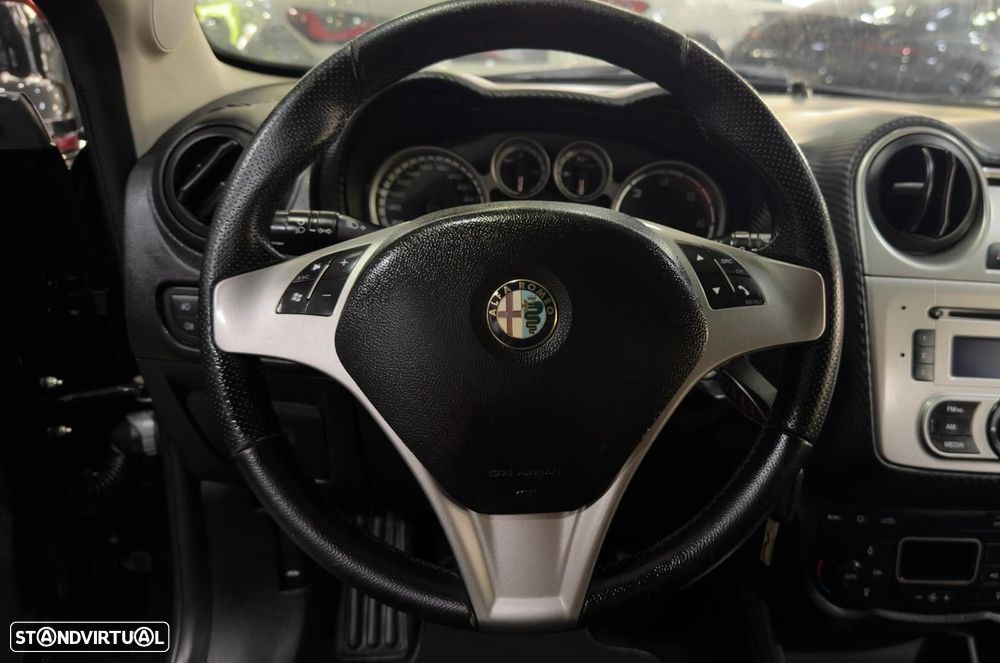 Alfa Romeo MiTo 1.3 JTD Distinctive - 23