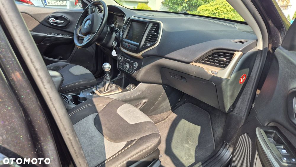 Jeep Cherokee 2.0 MJD 4x2 Longitude EU6 - 9