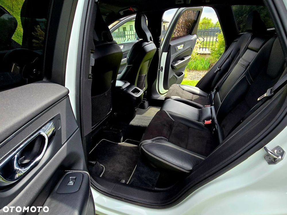 Volvo XC 60 D3 R-Design - 13