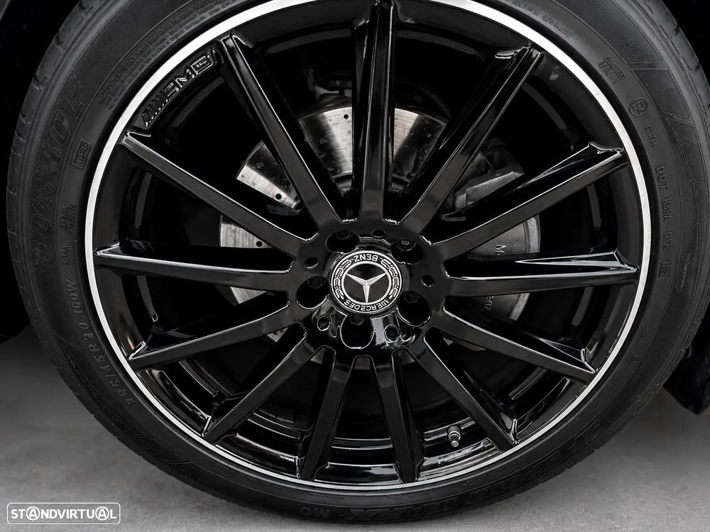 Mercedes-Benz GLA 180 d AMG Line - 16