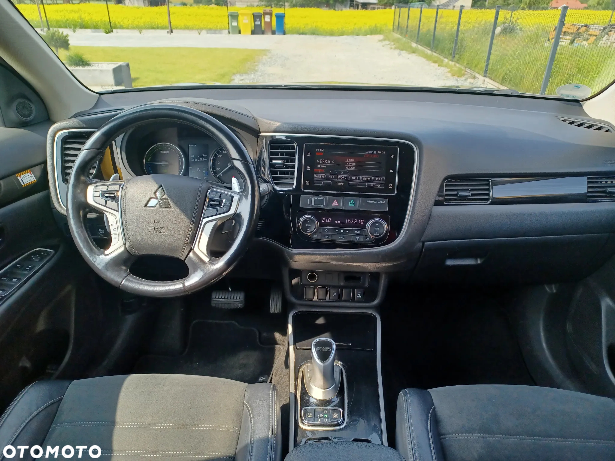 Mitsubishi Outlander 2.0 4WD Plug-In Hybrid Plus - 15