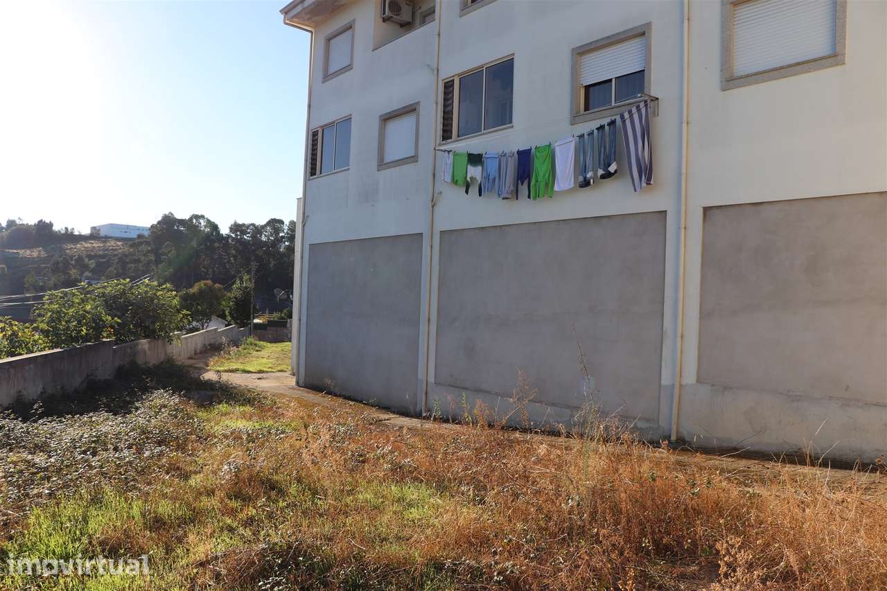 Armazém  Venda em Lustosa e Barrosas (Santo Estêvão),Lousada - Grande imagem: 3/9