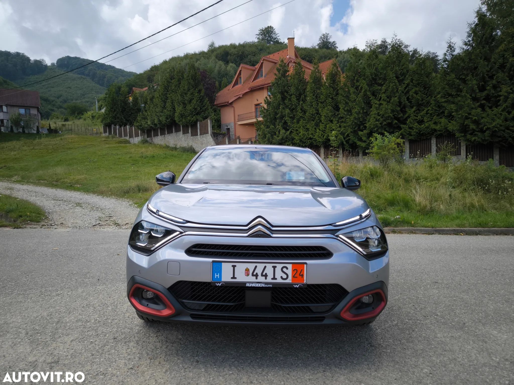 Citroën C4 BlueHDi 130 Stop&Start EAT8 SHINE - 1