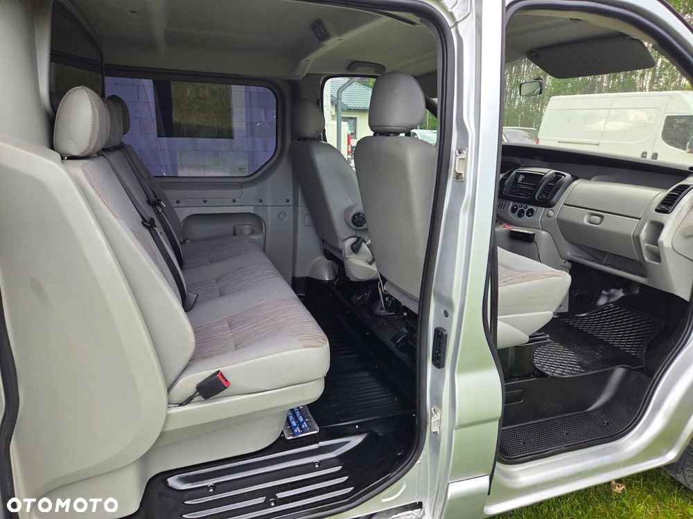 Renault Trafic Vivaro Primastar - 11