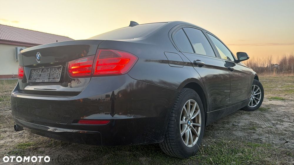 BMW Seria 3 320d Blue Performance - 3