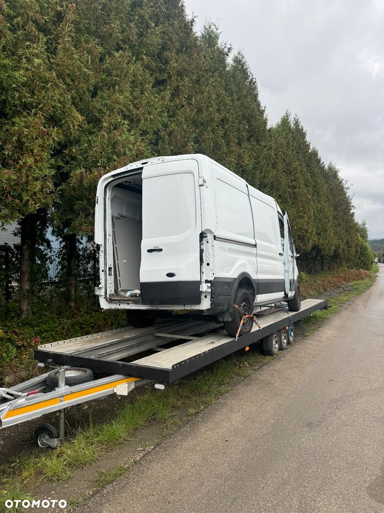 Ford Transit - 1