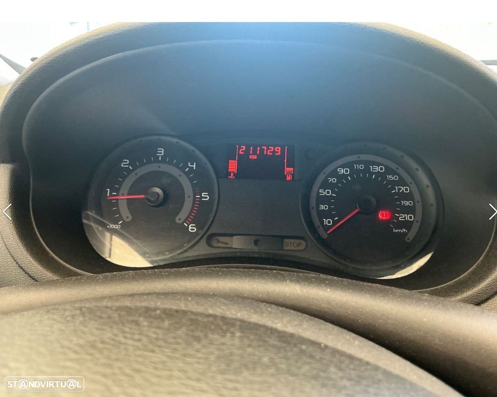 Renault Clio 2007 photo 4