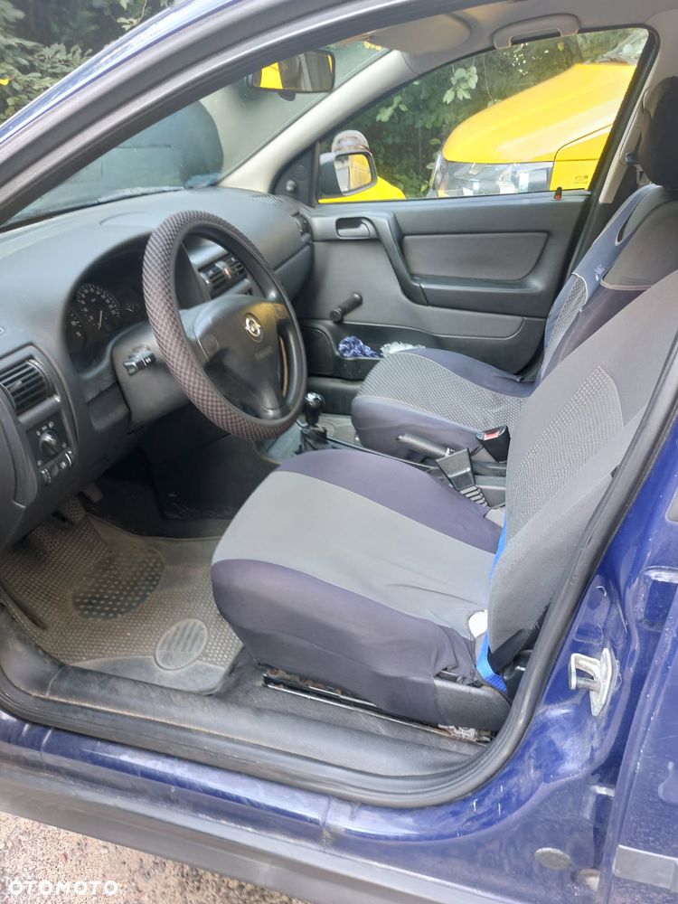 Opel Astra - 15