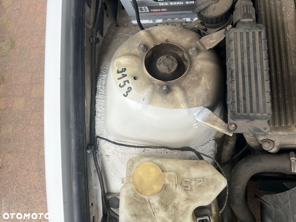 BMW Seria 3 318is - 19