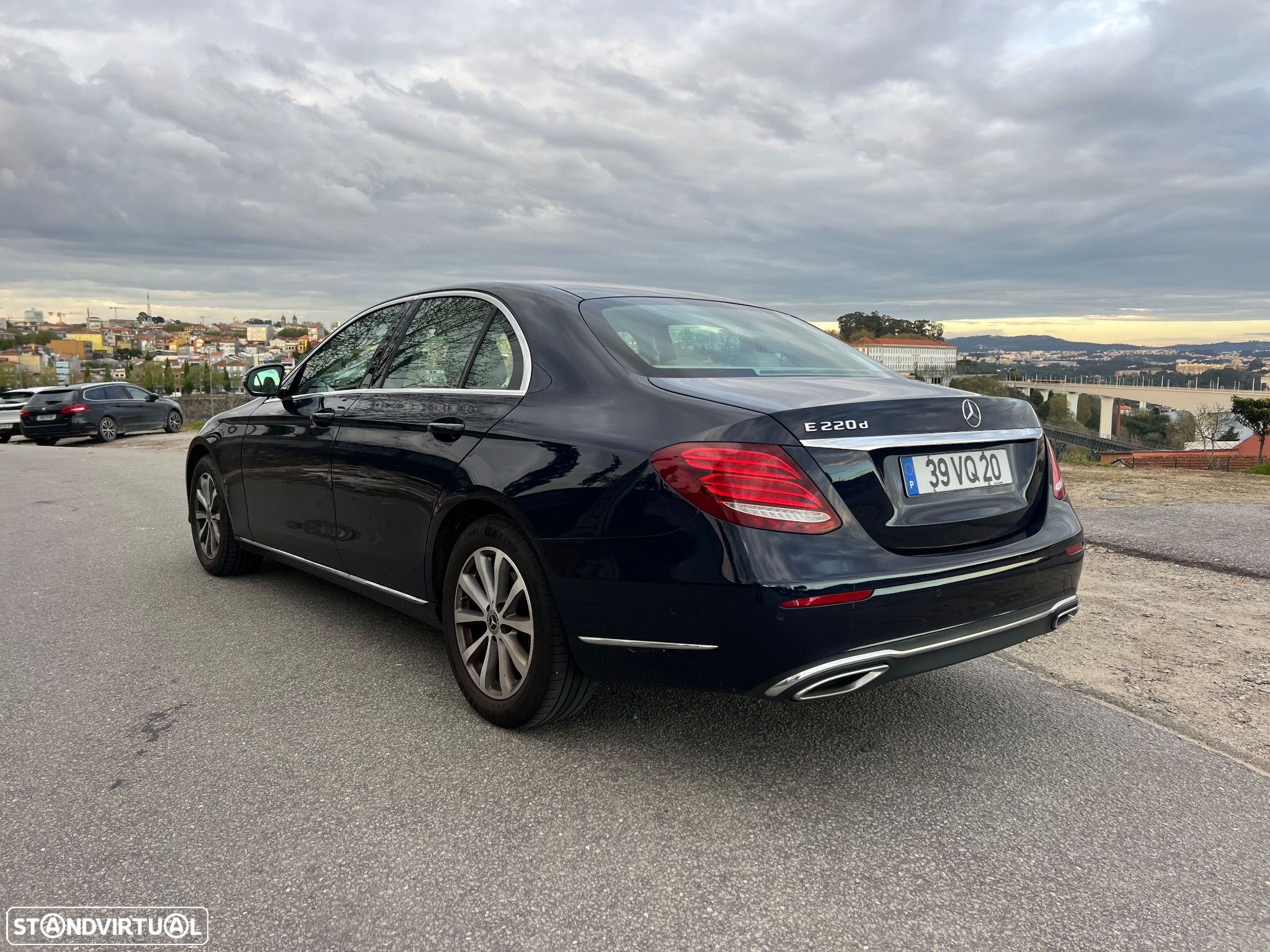Mercedes-Benz E 220 d Exclusive Line - 9