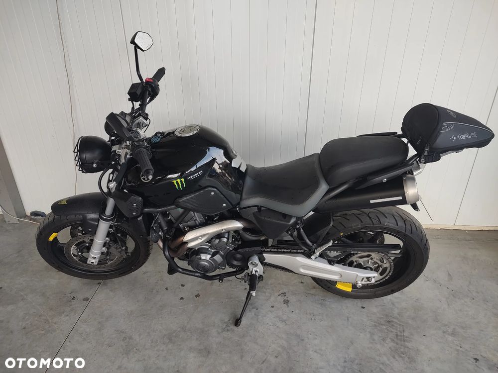 Yamaha MT - 2